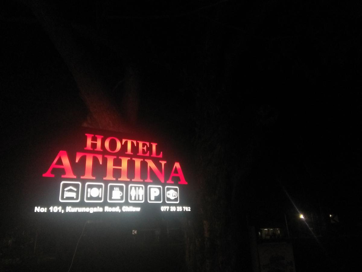 Hotel Athina & Restaurant Chilaw Exterior foto